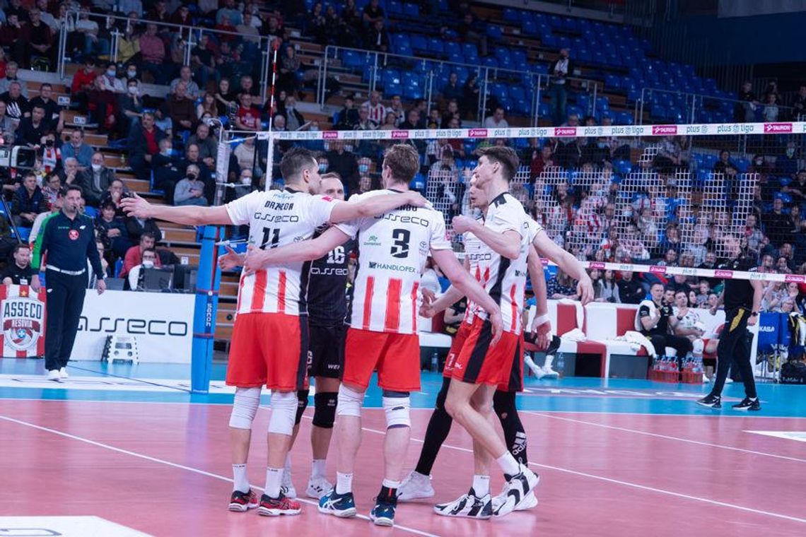 Hit w Rzeszowie. Asseco Resovia zagra z Aluronem CMC Wartą Zawiercie