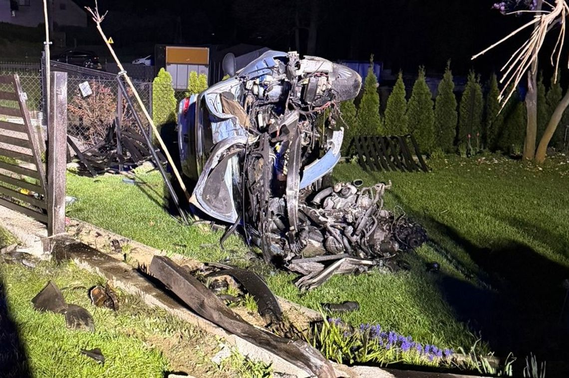 Horror w Latoszynie. Pijany kierowca rozbił seata, a potem wyszło na jaw coś gorszego [FOTO]