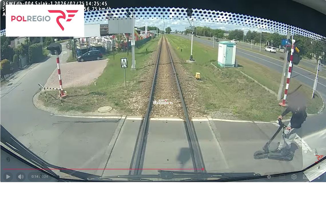 Hulajnogą elektryczną wjechał w pociąg POLREGIO! Hulajnogą elektryczną wjechał w pociąg POLREGIO!