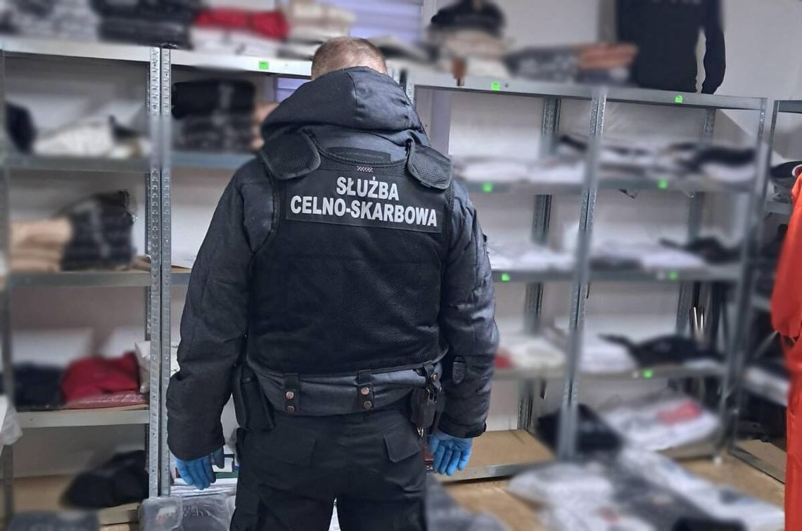 KAS skontrolowała 150 stacji paliw, osiem postępowań w toku