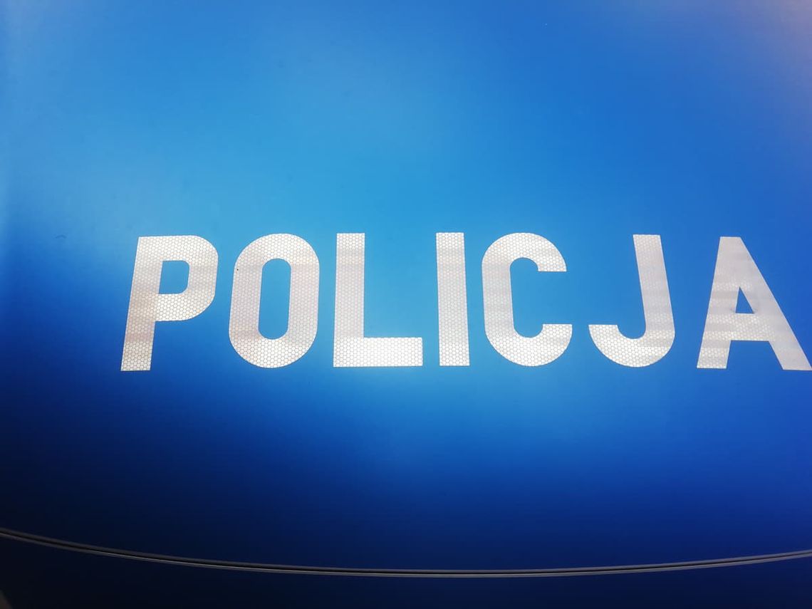 Kierowca chciał się przywitać z policjantami. Stracił prawo jazdy