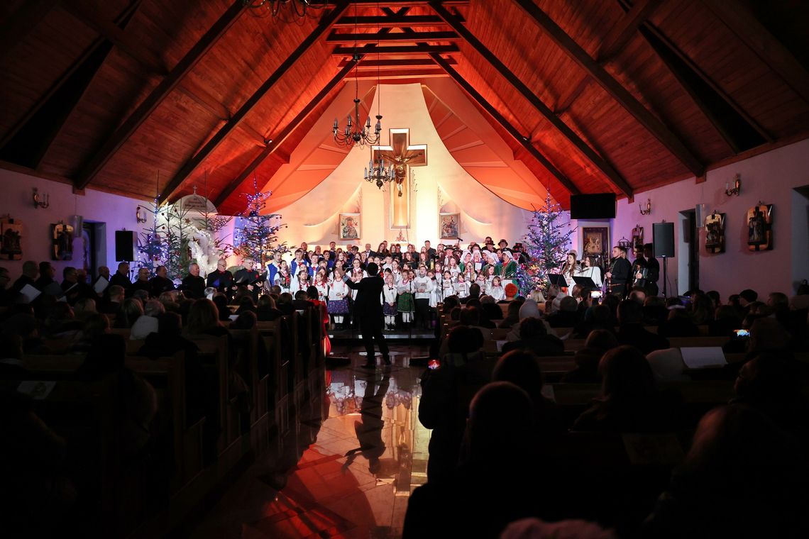 Kolędy, wspólnota i tradycja. Koncert w Błędowej Zgłobieńskiej Kolędy, wspólnota i tradycja. Koncert w Błędowej Zgłobieńskiej