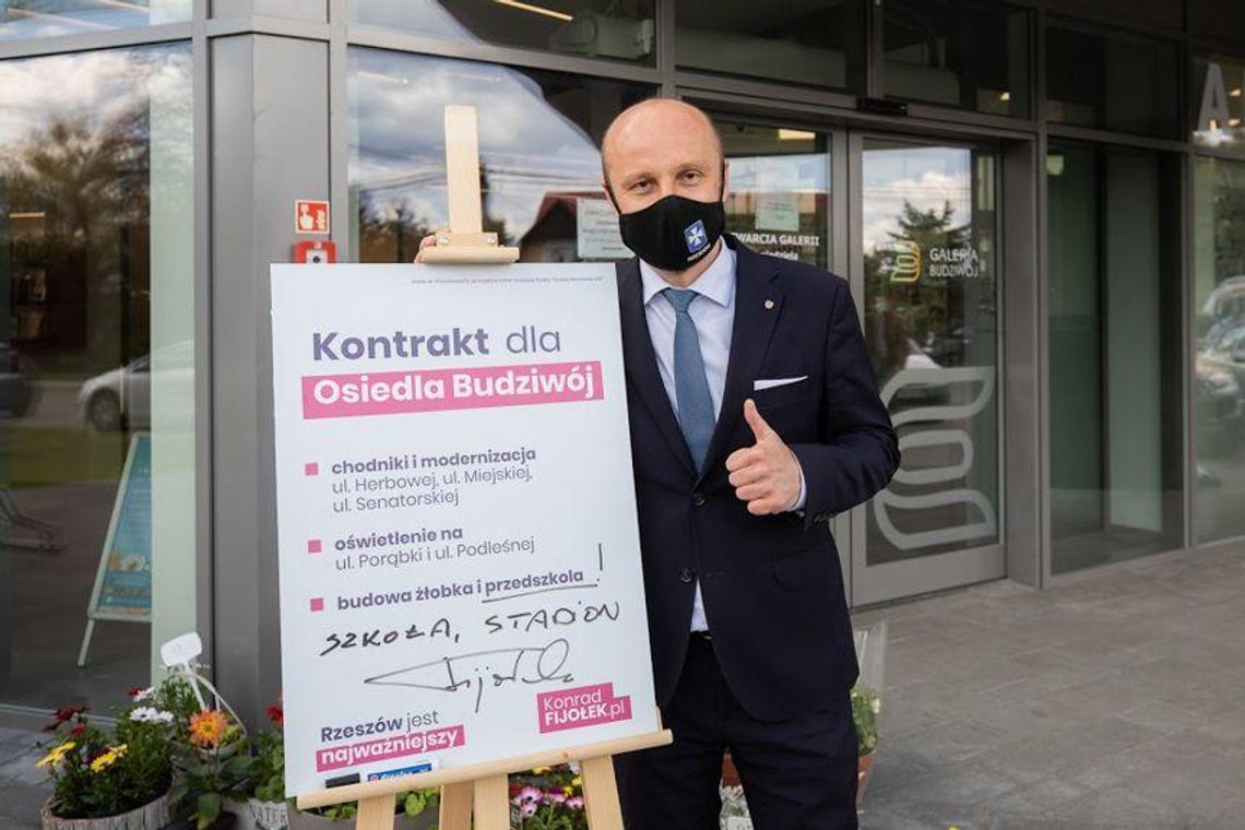 Konrad Fijołek podpisał kontrakt dla osiedla Budziwój