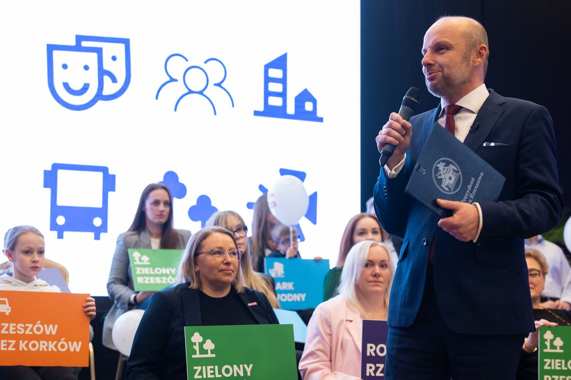 Konrad Fijołek przedstawił drużynę. Dla nich Rzeszów jest najważniejszy!