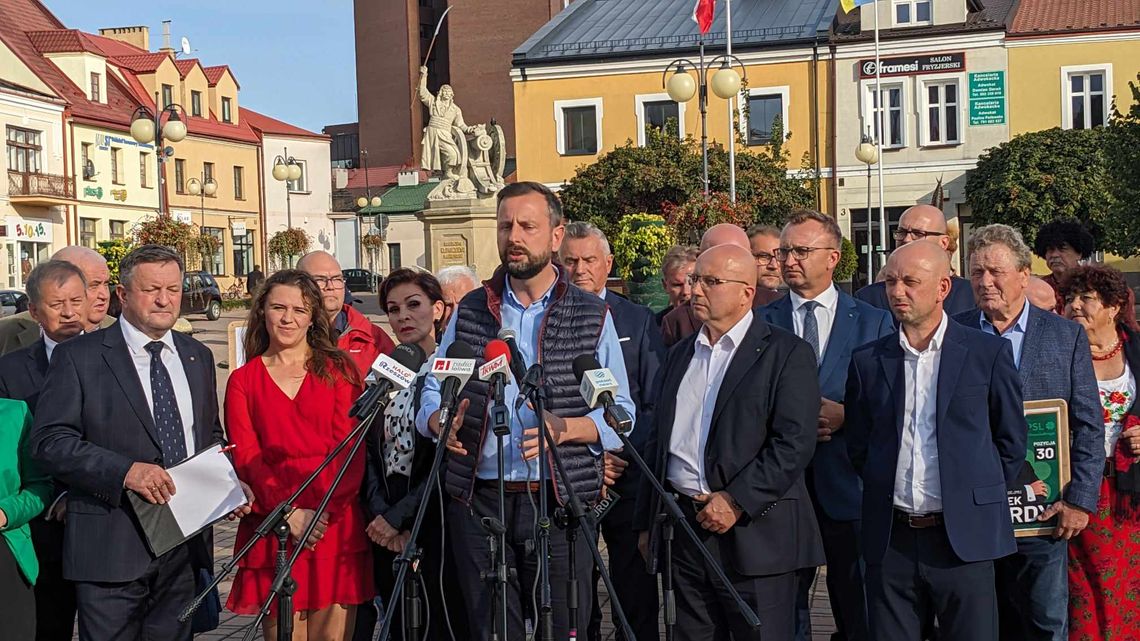 Kosiniak-Kamysz: Każdy ma prawo do flagi i "Mazurka Dąbrowskiego"