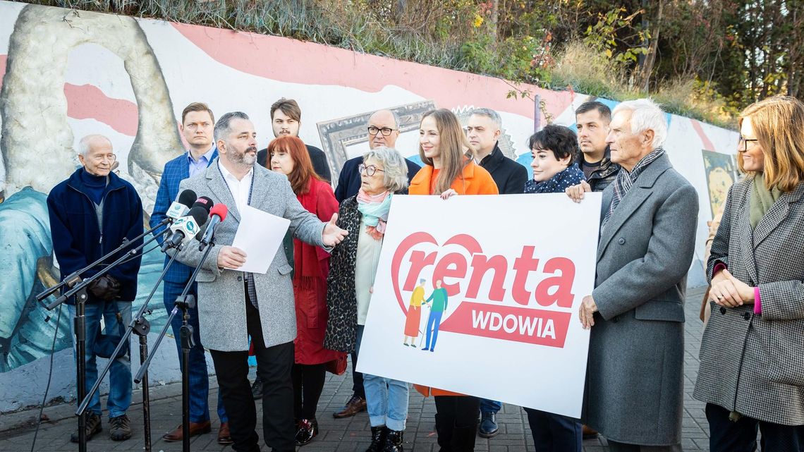 Lewica na początku roku będzie kontynuowała objazd po kraju; zarejestruje też komitet obywatelski ws. renty wdowiej