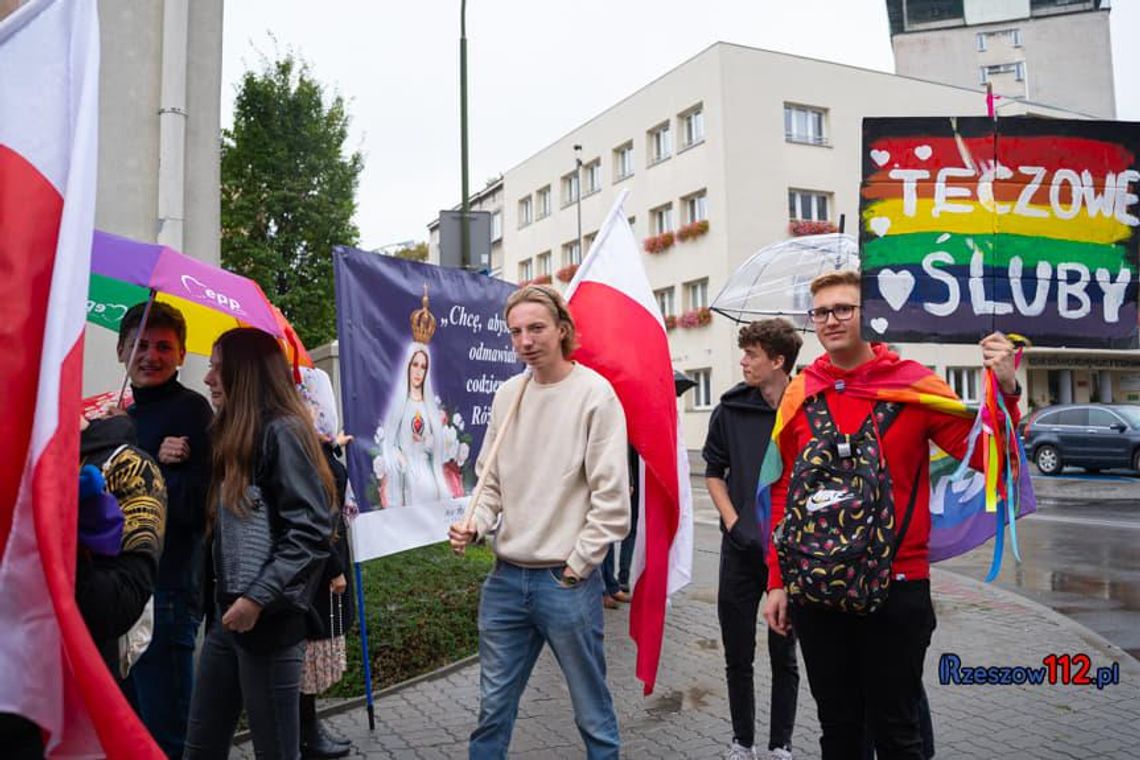 Marsz Równości przeszedł po raz kolejny przez Rzeszów [FOTO]