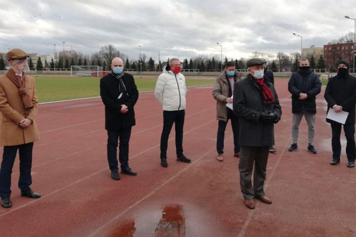 Mieszkańcy i sportowcy nie chcą bloków przy Wyspiańskiego