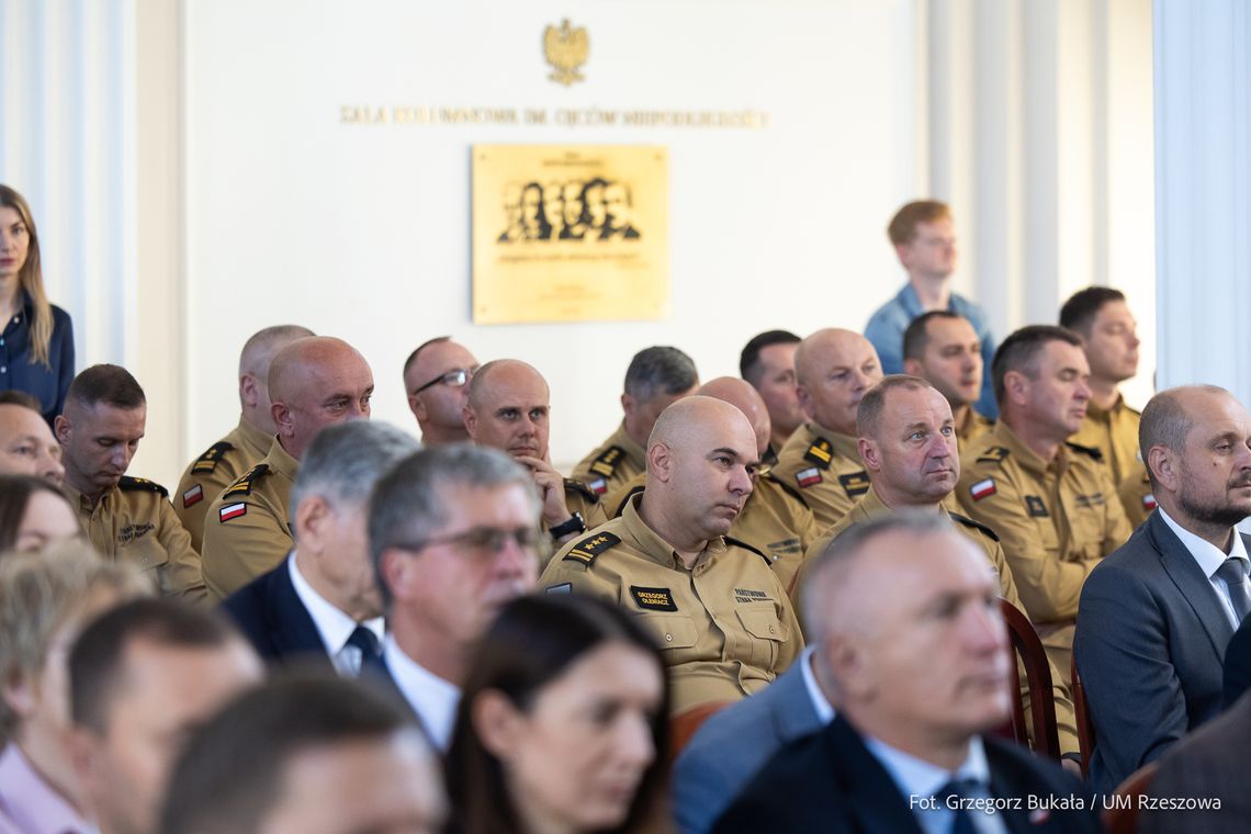 Miliardy dla samorządów na inwestycje w bezpieczeństwo Podkarpacia
