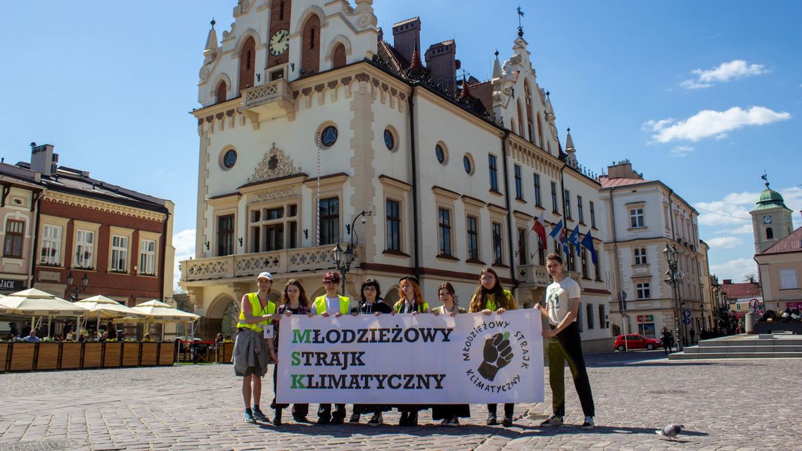 Młodzieżowy Strajk Klimatyczny alarmuje: rzeszowska przyroda i lokalne ekosystemy zagrożone