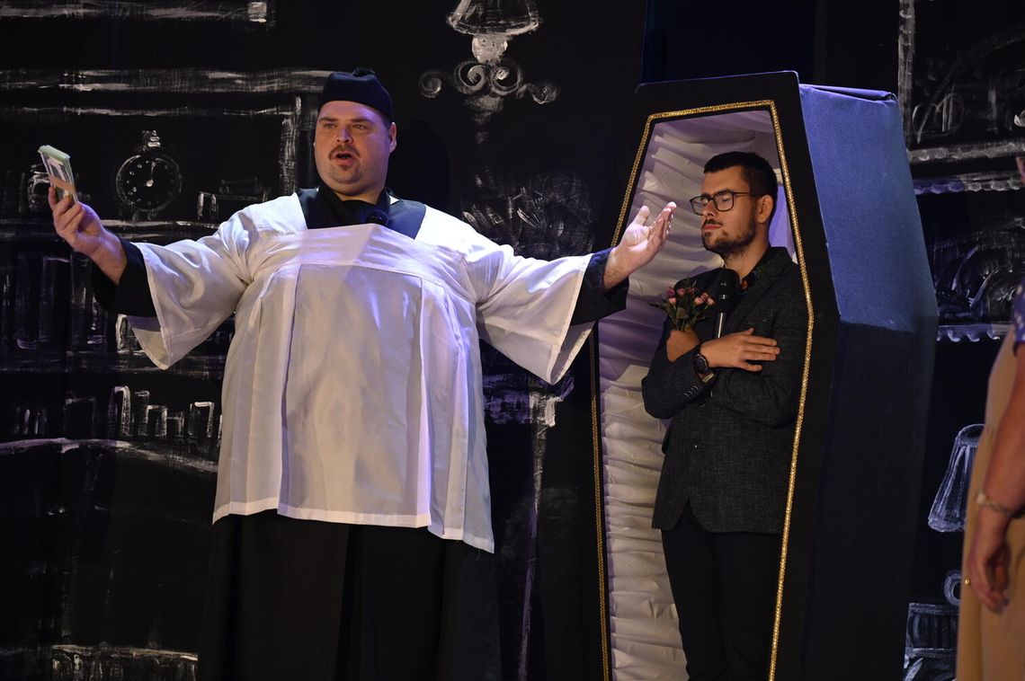 Muzyka, taniec i wzruszenia na scenie WDK. Koncert „Razem Piękniej” poruszył publiczność