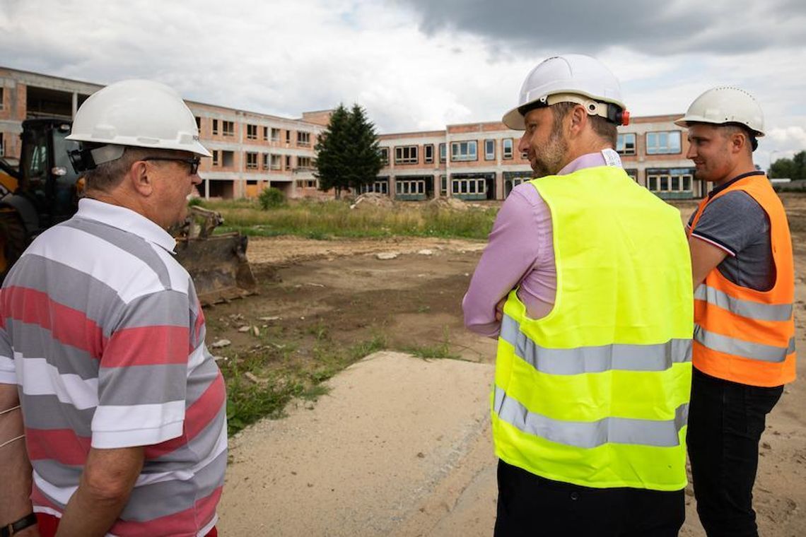 Na osiedlu Drabiniaka powstaje nowoczesny zespół oświatowy