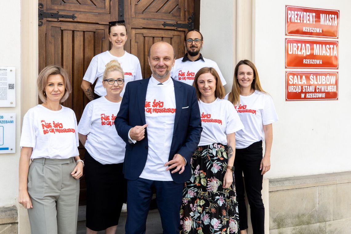 #NieŚpijBoCięPrzegłosują. Prezydent Rzeszowa w kampanii profrekwencyjnej