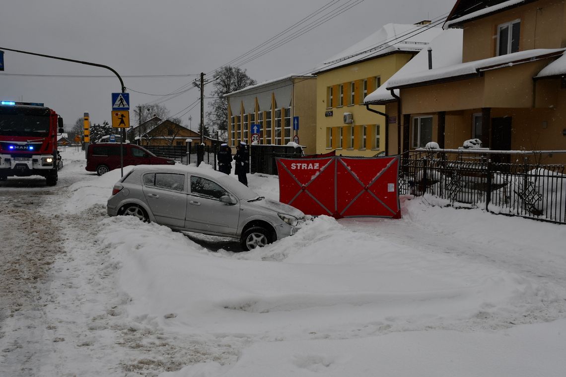 Nowosielec: policjanci badają przebieg wypadku