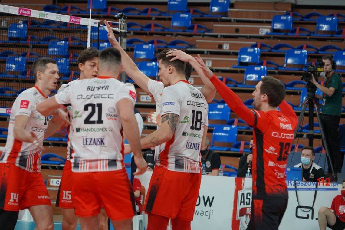 PlusLiga. Asseco Resovia jako piewsza wygrywa w sezonie z ZAKSA Kędzierzyn-Koźle