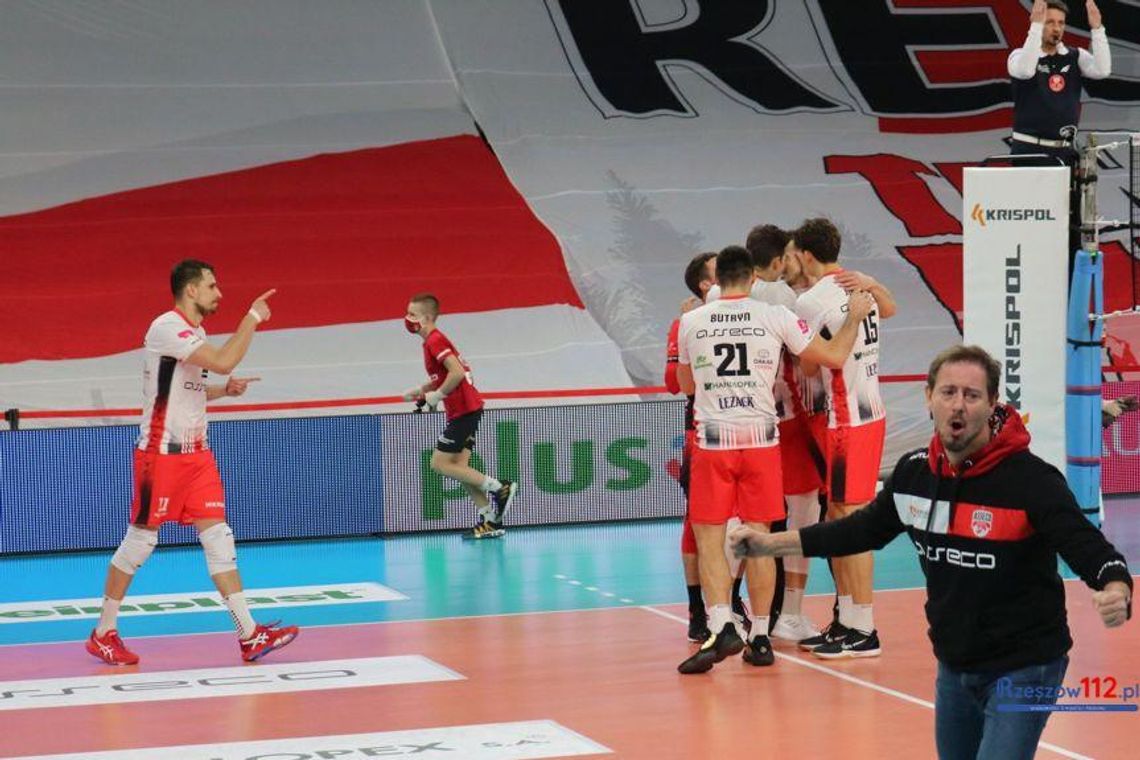 PlusLiga. Asseco Resovia Rzeszów wygrywa po dobrej walce z Aluron CMC Warta Zawiercie 3:0