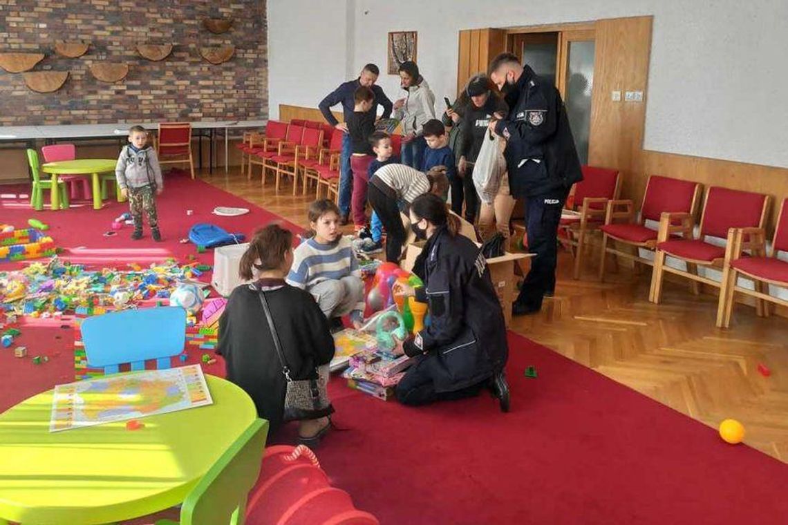 Podkarpacka policja zebrała dary dla dzieci ukraińskich policjantów