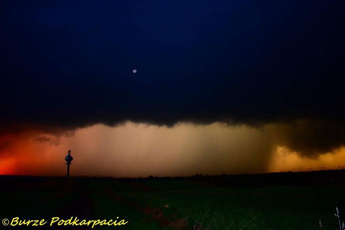 Pogoda. Downburst w Leżajsku!