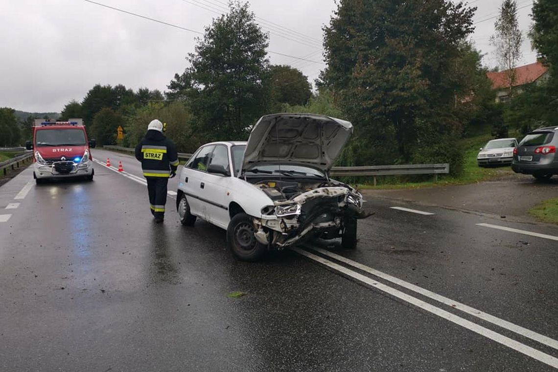 Poranny wypadek na DK19 w Wyżnem-kobieta straciła panowanie nad pojazdem