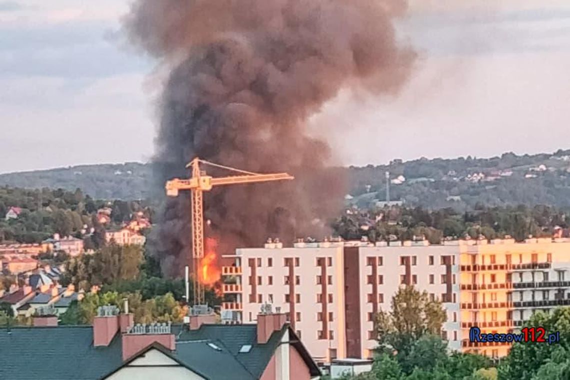 Pożar budynku gospodarczego przy ul. Uroczej w Rzeszowie