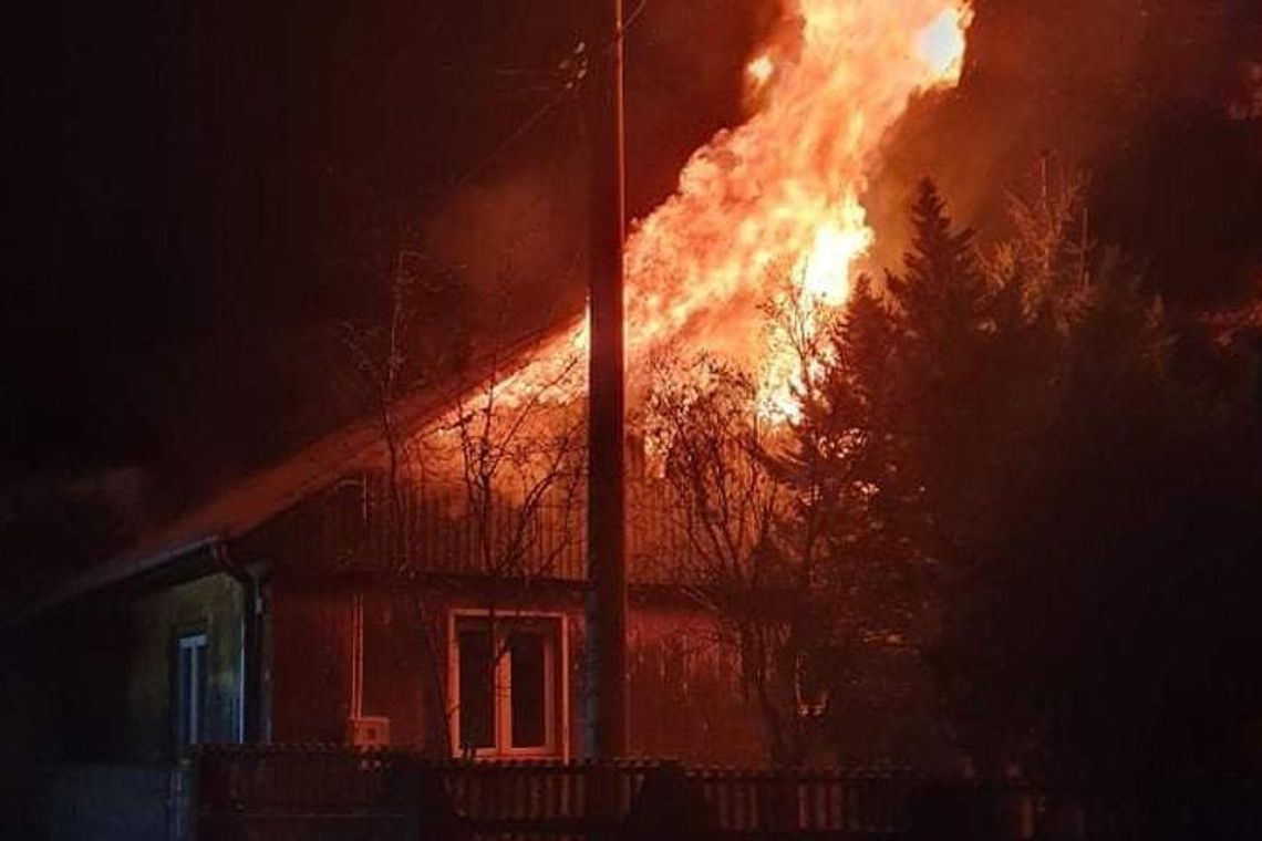 Pożar domu jednorodzinnego w Rudniku nad Sanem. W środku była jedna osoba