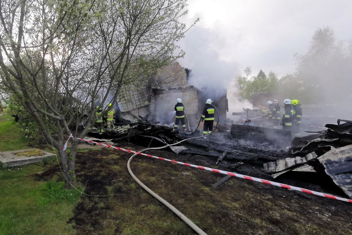 Pożar hotelu w Łodynie! 80 strażaków walczyło z żywiołem