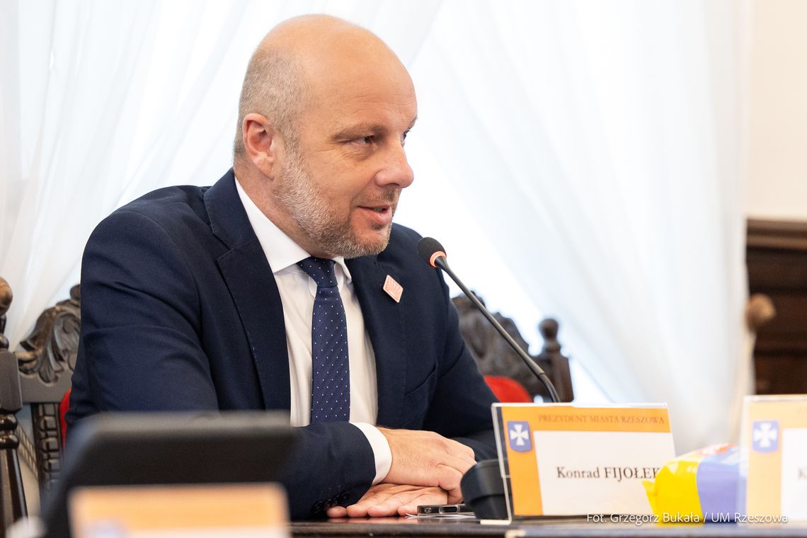 Prezydent Konrad Fijołek bez podwyżki; na maksymalne wynagrodzenie nie zgodzili się radni Prezydent Konrad Fijołek bez podwyżki; na maksymalne wynagrodzenie nie zgodzili się radni