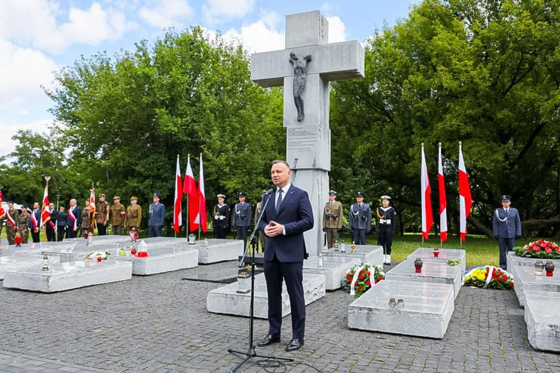 Prezydent: prawda o rzezi wołyńskiej musi być mocno wypowiedziana; ale nie chodzi o zemstę