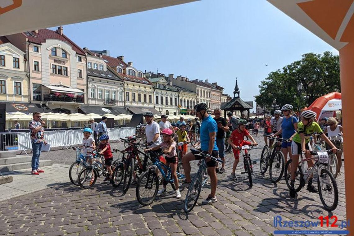 Rodzinna parada rowerowa w Rzeszowie. Drugi dzień Bike Festival [FOTO]