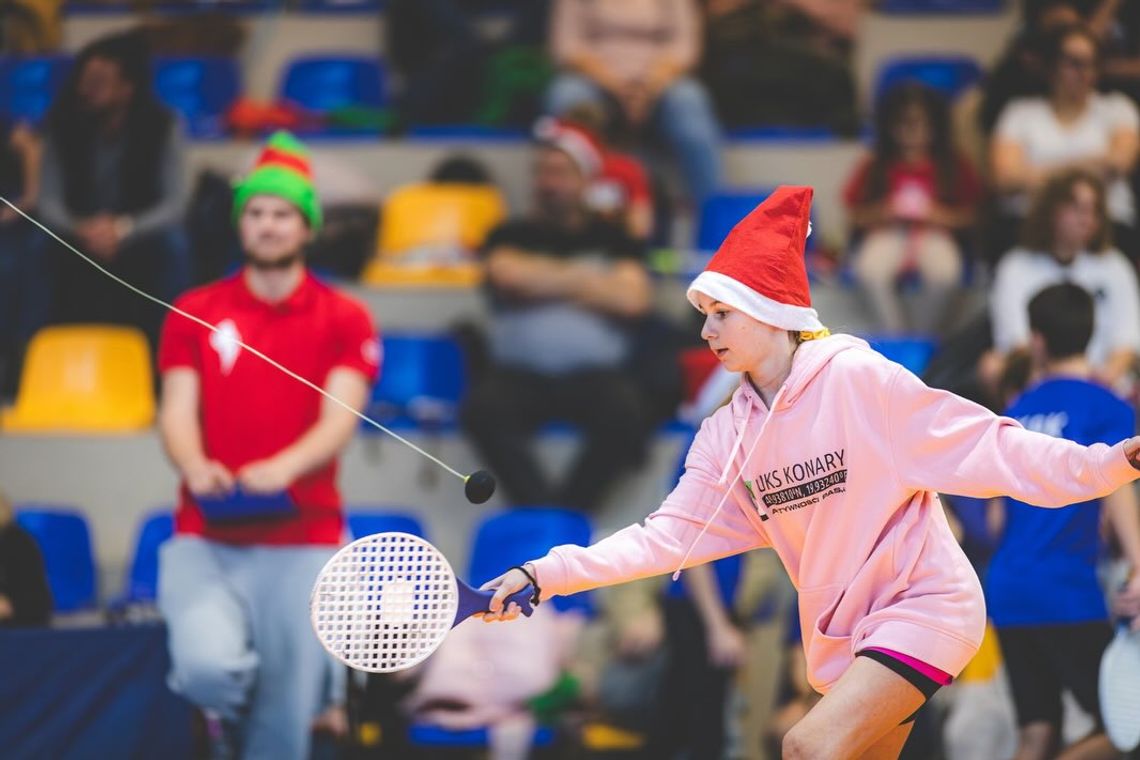 Rodzinny Turniej Mikołajkowy Speed Ball rozgrzał Kraków. Podkarpacie z godną reprezentacją Rodzinny Turniej Mikołajkowy Speed Ball rozgrzał Kraków. Podkarpacie z godną reprezentacją