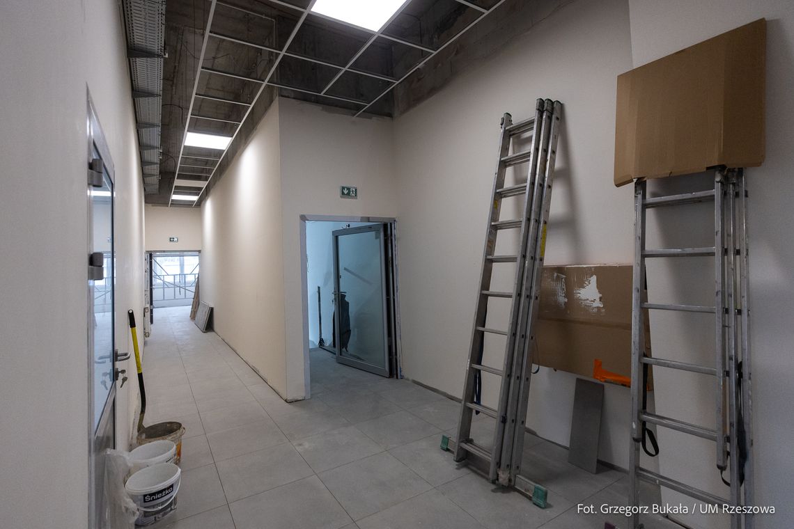 Rozbudowa „Elektronika” na finiszu. Nowy budynek już prawie gotowy