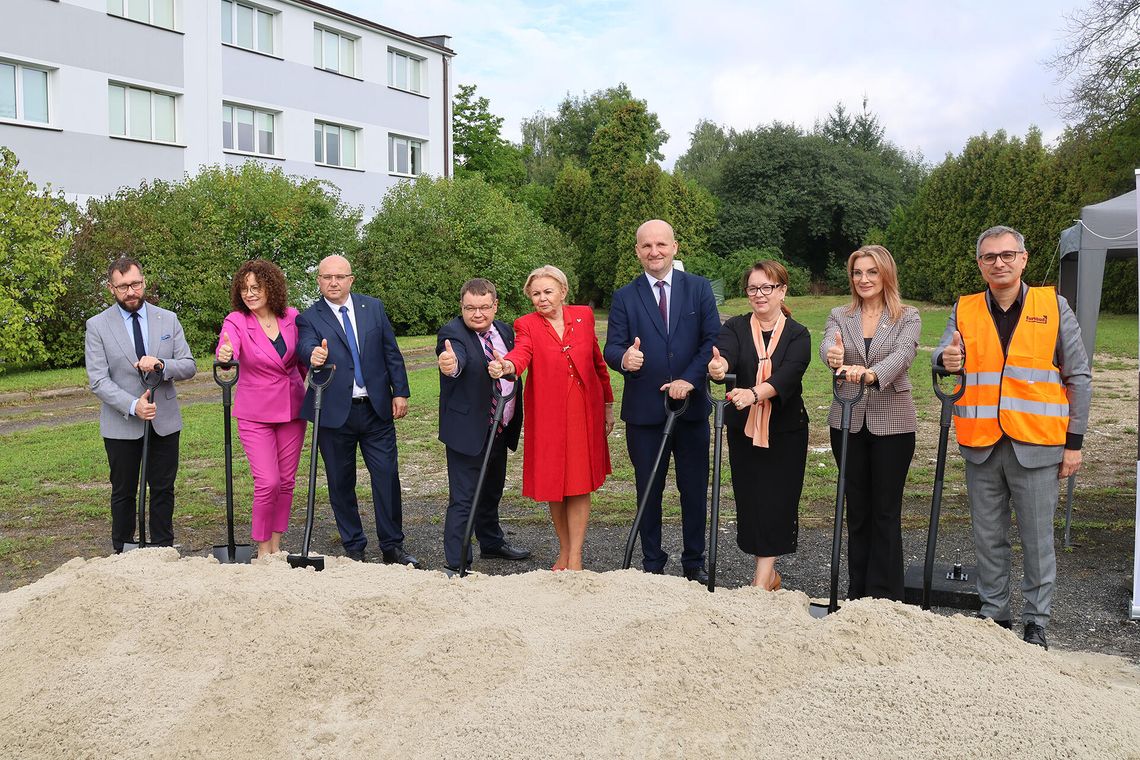 Rozpoczęła się rozbudowa Centrum Symulacji Medycznej Uniwersytetu Rzeszowskiego