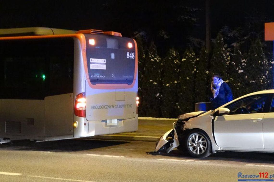 Rzeszów. Nie zauważył nadjeżdżającego autobusu