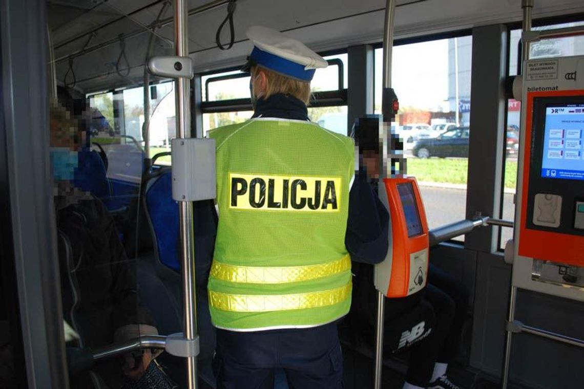 Rzeszów. Policja zapowiada masowe kontrole maseczkowe