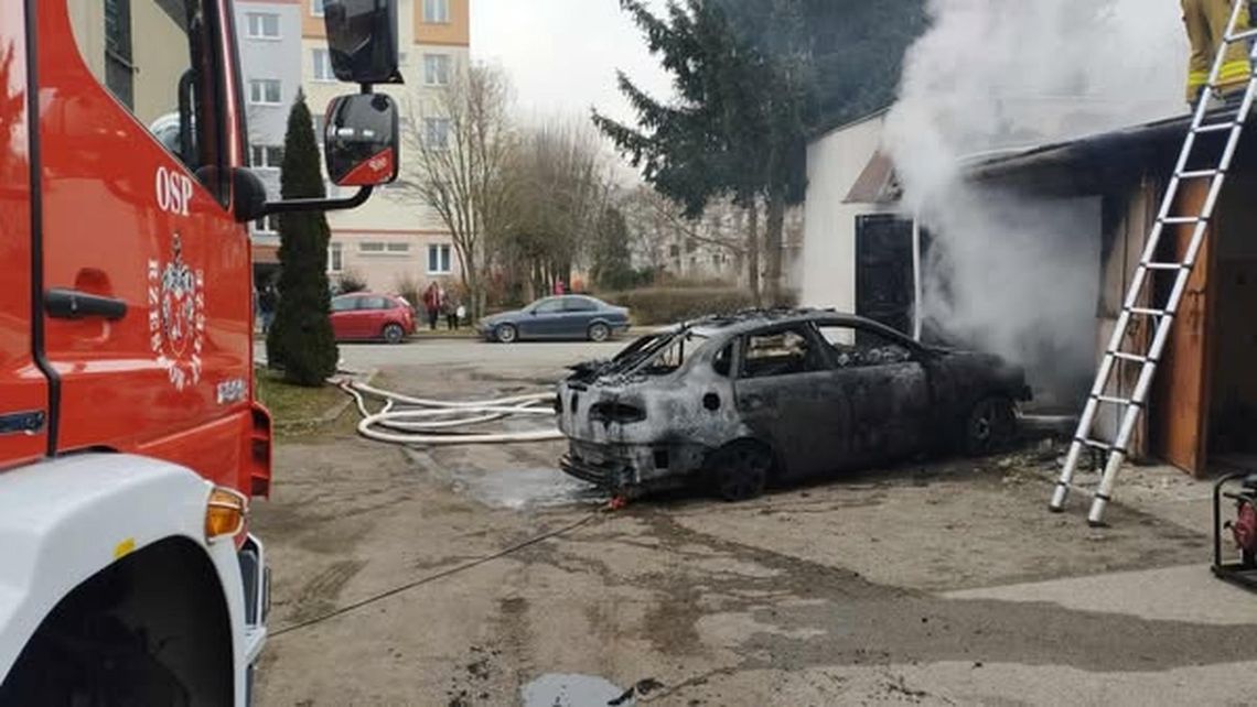 Rzeszów: Pożar samochodu i garażu