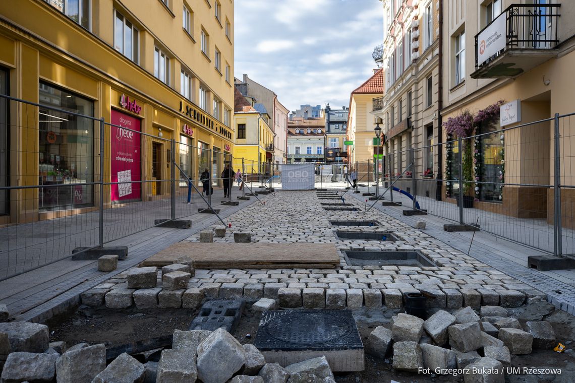 Rzeszów. Przebudowa ul. Grunwaldzkiej zakończy się szybciej [ZDJĘCIA]