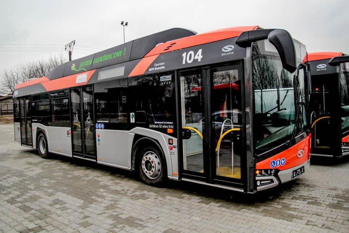 Są oferty na dostawę nowych autobusów elektrycznych i gazowych dla Rzeszowa