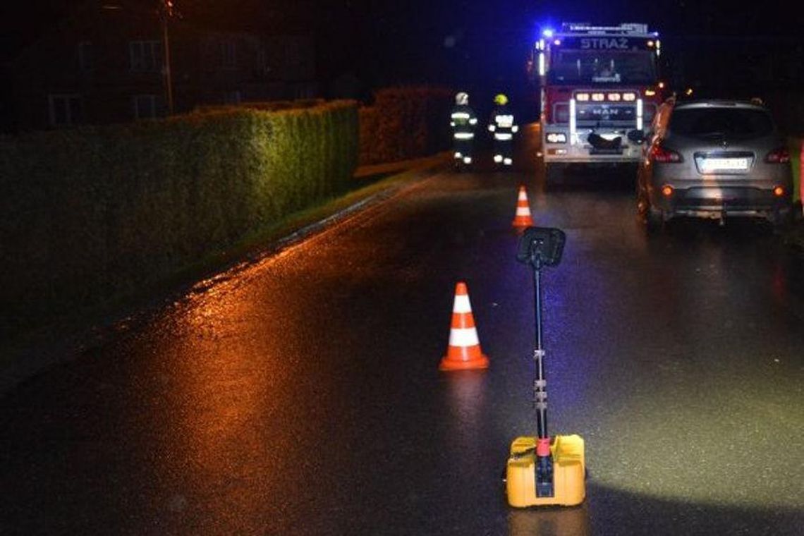 Samochód potrącił mężczyznę. 67-latek trafił do szpitala