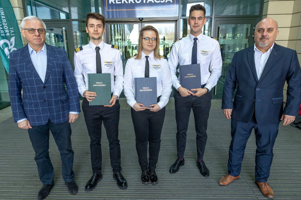 Studenci pilotażu Politechniki Rzeszowskiej zwycięzcami II edycji konkursu PLL LOT na najlepszą pracę dyplomową