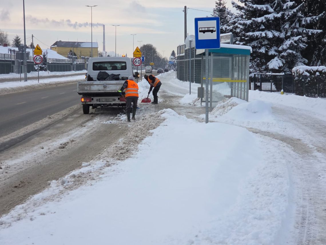 „To nie jest czas na narzekanie, tylko na działanie”. Gmina Trzebownisko walczy z atakiem zimy „To nie jest czas na narzekanie, tylko na działanie”. Gmina Trzebownisko walczy z atakiem zimy