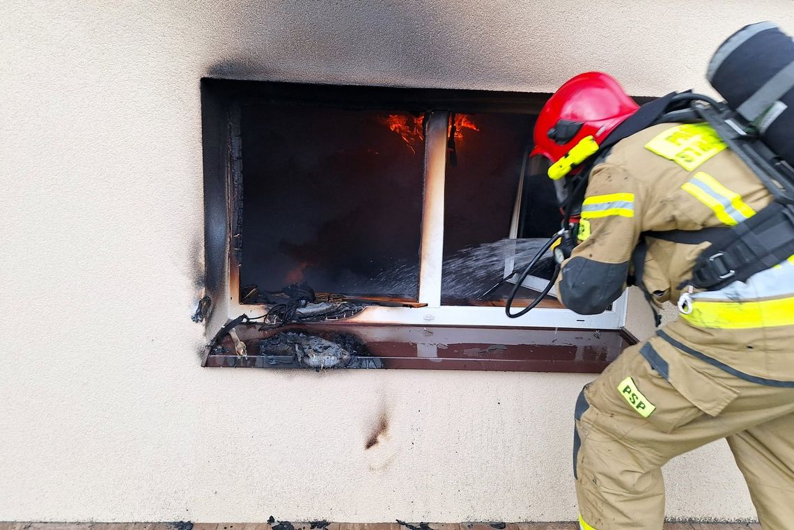 Tragiczny pożar domu na Podkarpaciu. Nie żyje mężczyzna