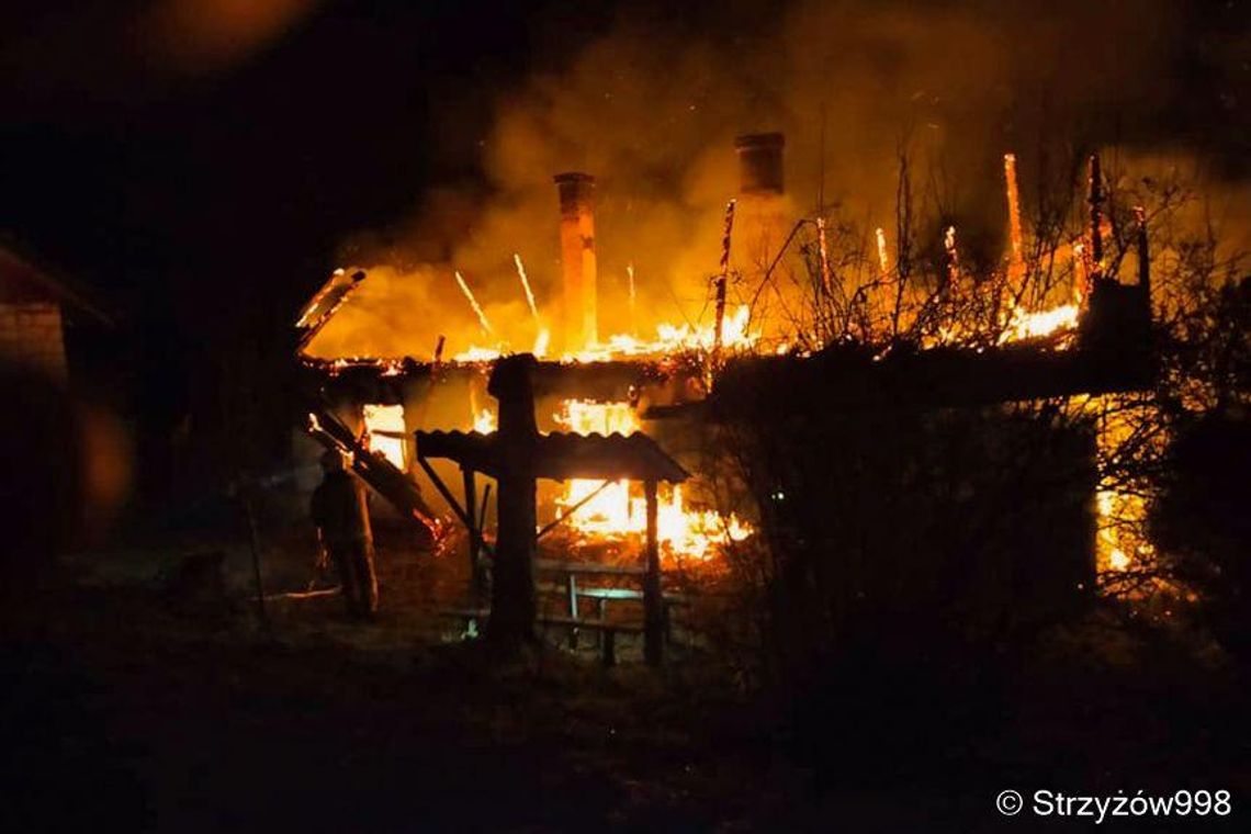 Tropie. Trudna akcja gaśnicza strzyżowskich strażaków