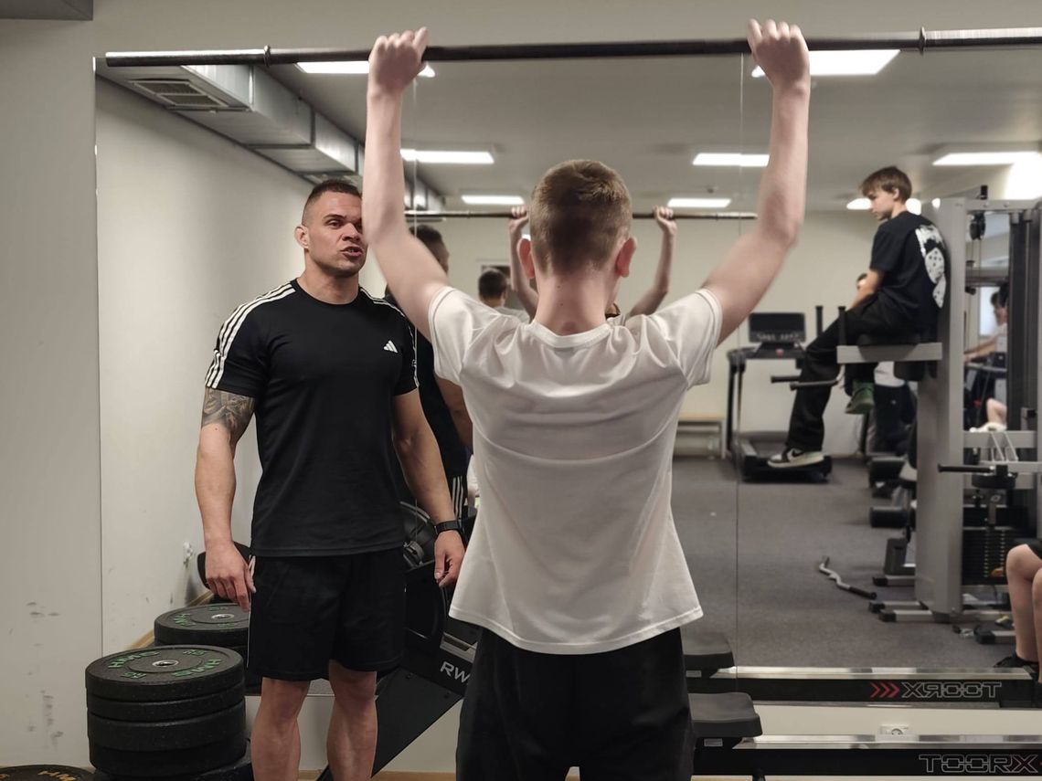 Uczniowie Zespołu Szkół w Tyczynie trenowali pod okiem policjantów Uczniowie Zespołu Szkół w Tyczynie trenowali pod okiem policjantów