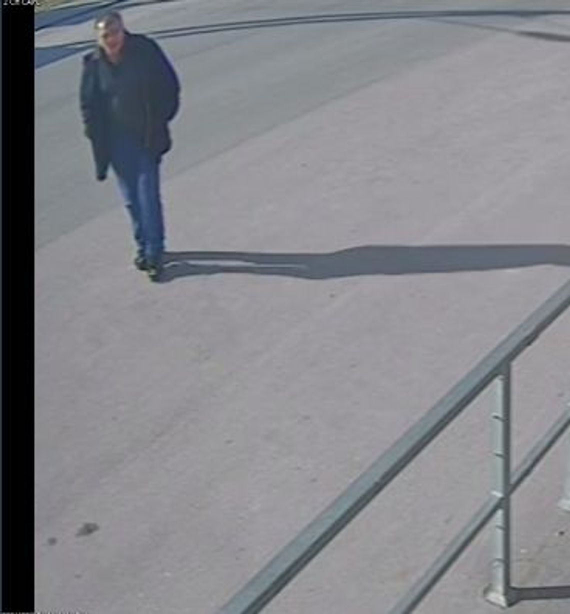 Ukradł portfel „na stopa”. Policja z Głogowa Młp. szuka mężczyzny ze zdjęcia