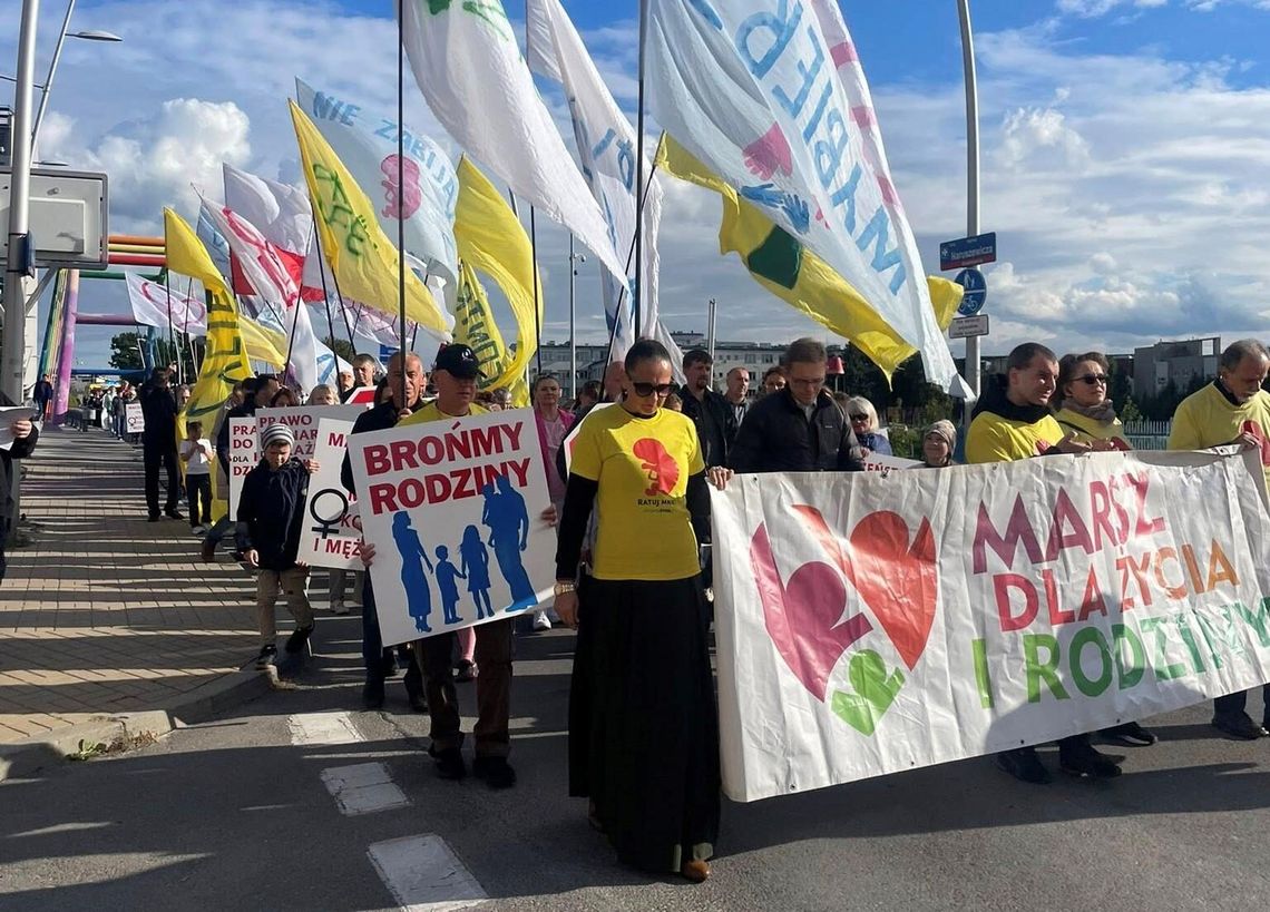 Ulicami Rzeszowa przeszedł Marsz dla życia