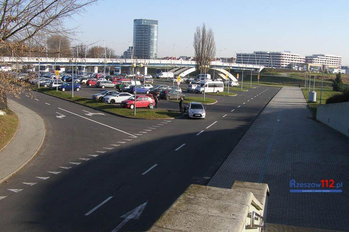 Wiemy kto zaprojektuje wielopoziomowy parking na Podpromiu