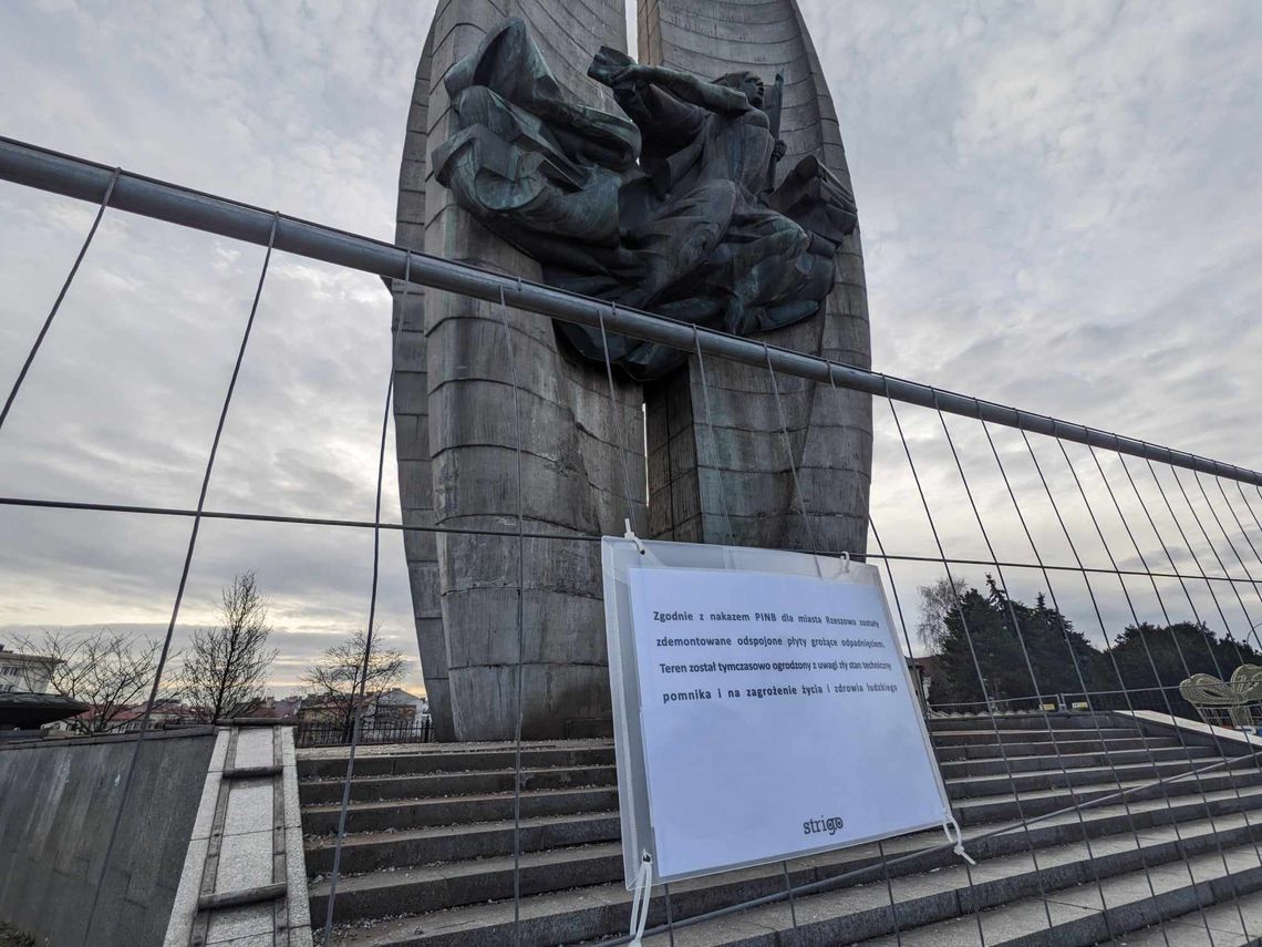 WSA w Rzeszowie: Bernardyni muszą wyremontować Pomnik Czynu Rewolucyjnego