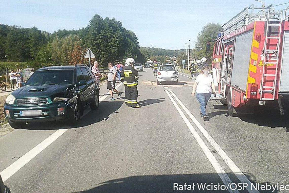 Wypadek na DK 19 w Połomii. Zderzenie trzech aut