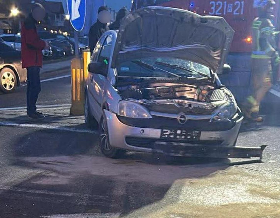 Wypadek na DK94 w Malawie. Dwie osoby ranne, utrudnienia w ruchu w walentynkowy wieczór