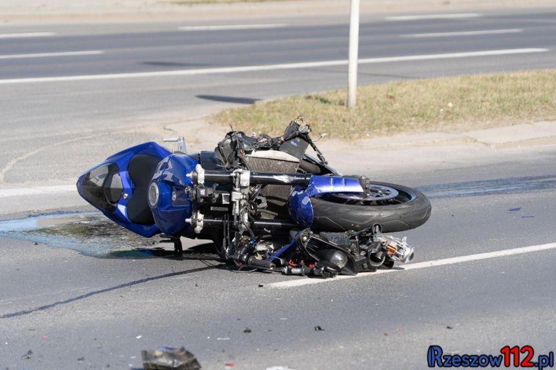 Wypadek na S19 w Jasionce. Motocyklista stracił panowanie nad pojazdem